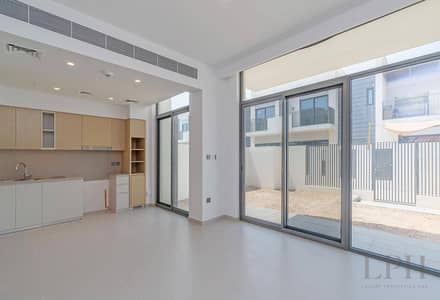 3 Bedroom Townhouse for Rent in Arabian Ranches 3, Dubai - Vacant | Morden Finishes | Close To Amenities 3 Bedroom Townhouse for Rent in Arabian Ranches 3, Dubai - Vacant | Morden Finishes | Close To Amenities