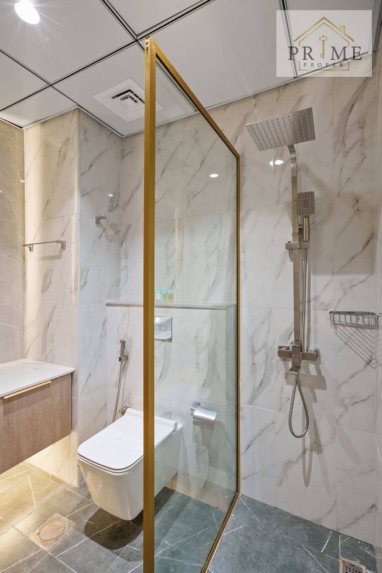 15 Bluewave Tower 1922 03. jpg