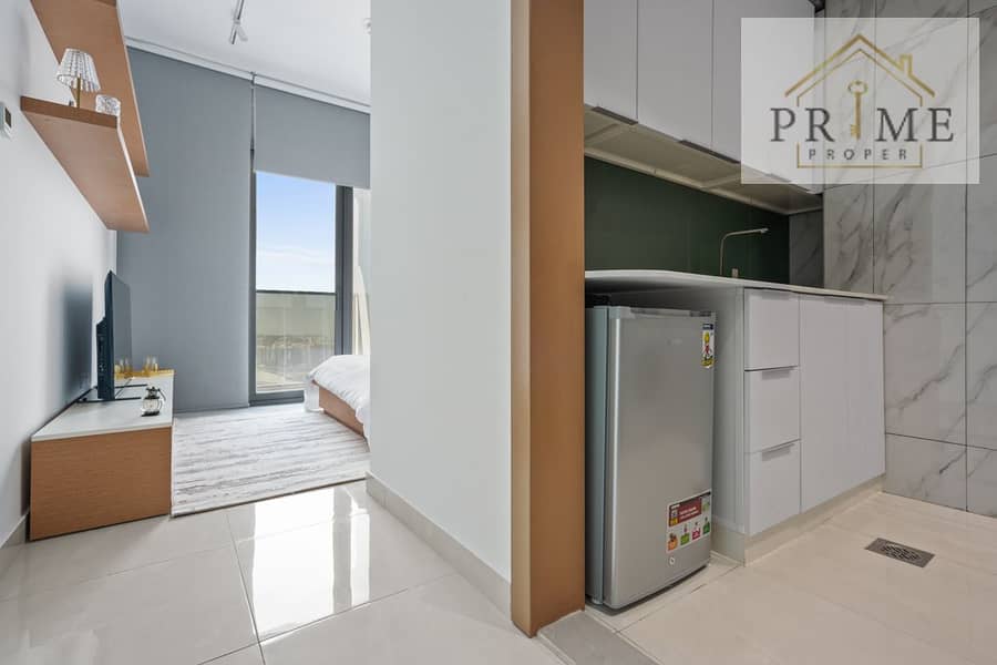 16 Bluewave Tower 1922 07. jpg