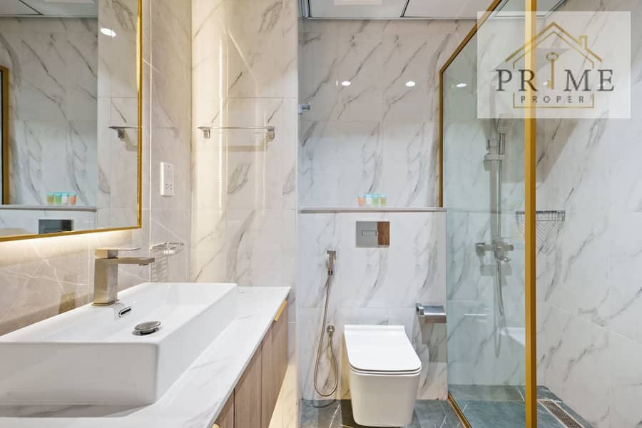 20 Bluewave Tower 1922 01. jpg