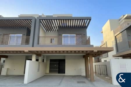 4 habitaciones Townhouse para en Venta en DAMAC Hills 2 (Akoya by DAMAC), Dubai - Casa adosada en DAMAC Hills 2 (Akoya by DAMAC),Violet, 4 dormitorios, 2050000 AED - 15060065 4 habitaciones Townhouse para en Venta en DAMAC Hills 2 (Akoya by DAMAC), Dubai - Casa adosada en DAMAC Hills 2 (Akoya by DAMAC),Violet, 4 dormitorios, 2050000 AED - 15060065