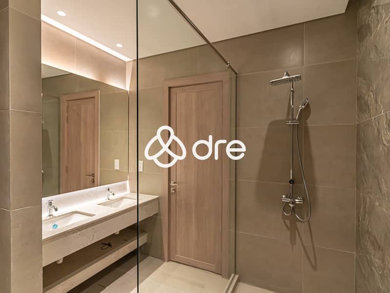 31 DRE08988-Edit. JPG
