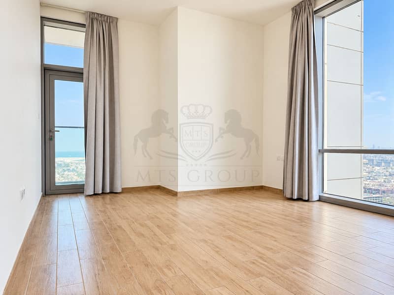 14 Sunlit Minimalist Apartment Interior. png