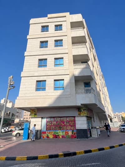 Building para en Venta en Al Nuaimiya, Ajman - IMG_1842. png Building para en Venta en Al Nuaimiya, Ajman - IMG_1842. png