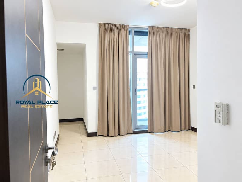 5 Bright Minimalist Apartment Interior. png