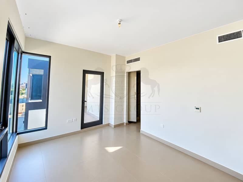3 Bright Empty Modern Apartment Interior. png