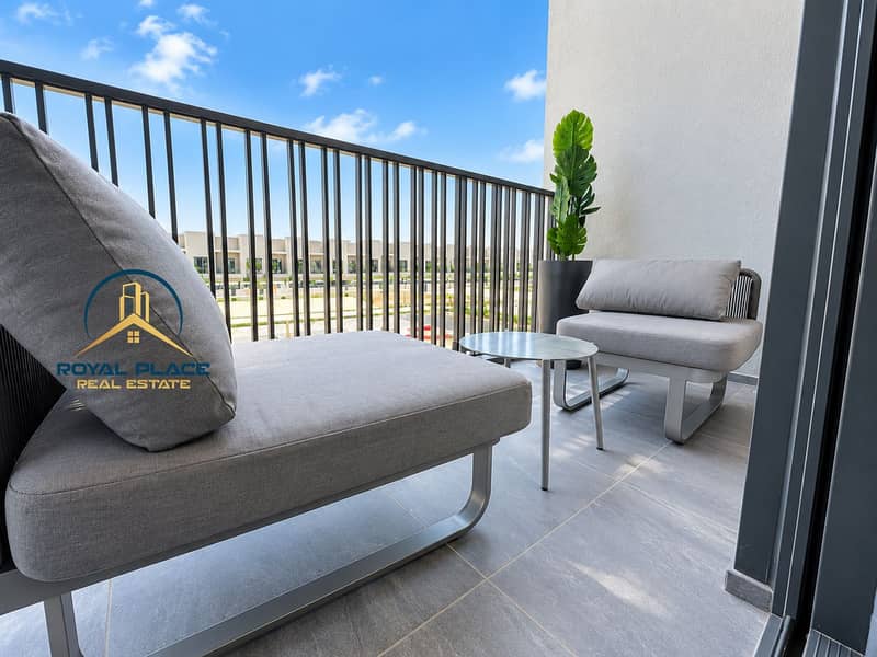 4 Modern Balcony Lounge with City Views. png