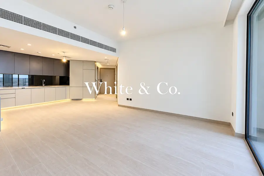 MBR City View | High Floor | Ready To Move