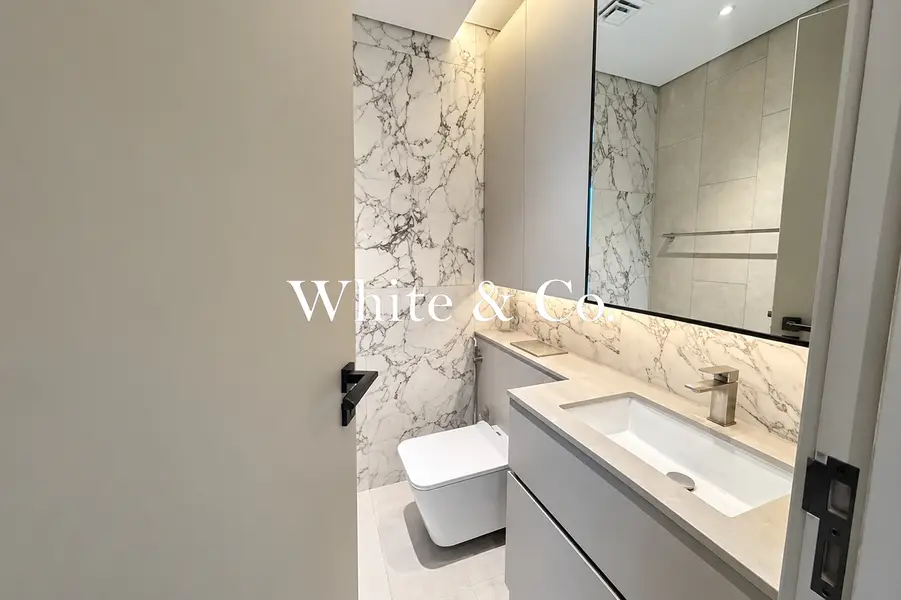 MBR City View | High Floor | Ready To Move