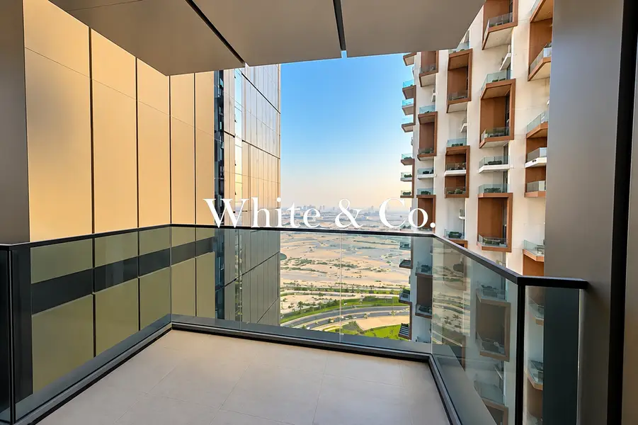 MBR City View | High Floor | Ready To Move