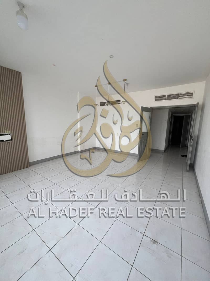 6 WhatsApp Image 2026-10-21 at 00.49. 33 (1). jpeg