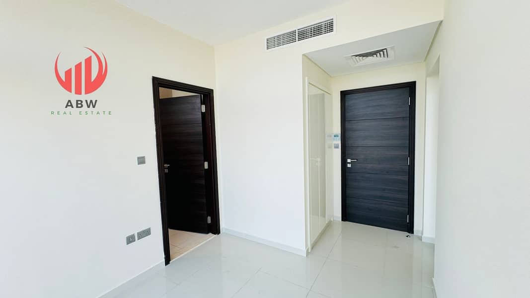 8 WhatsApp Image 2026-10-21 at 11.55. 48 AM. jpeg
