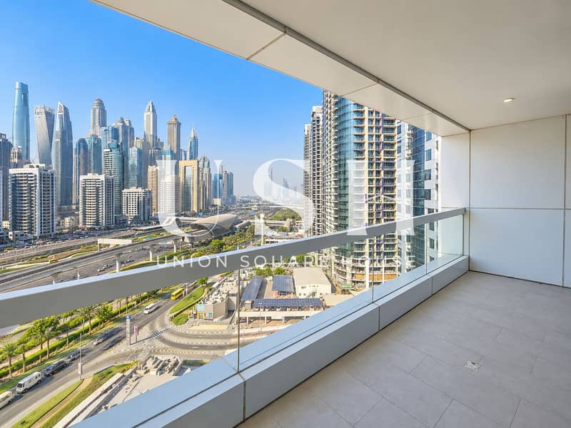 12 Modern Balcony Overlooking City Skyline-2. png
