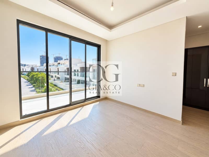 7 Vacant | Corner Unit | Brand New | G+2 7