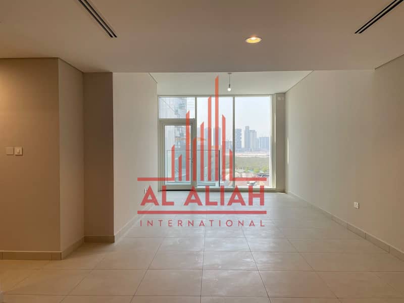 10 WhatsApp Image 2026-10-20 at 14.43. 38 (1). jpeg