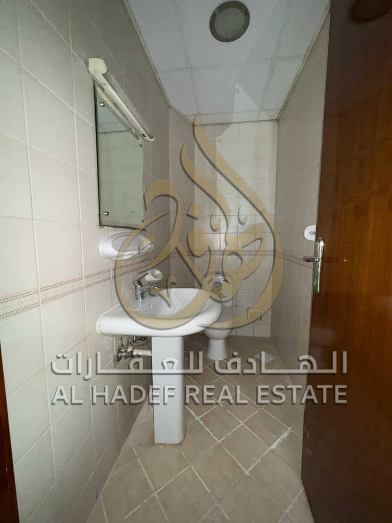 15 WhatsApp Image 2026-10-20 at 23.03. 50 (1). jpeg