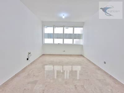 2 Schlafzimmer Wohnung zum Miete in Hamdan Street, Abu Dhabi - Background - 2026-04-25T000006.199. png 2 Schlafzimmer Wohnung zum Miete in Hamdan Street, Abu Dhabi - Background - 2026-04-25T000006.199. png