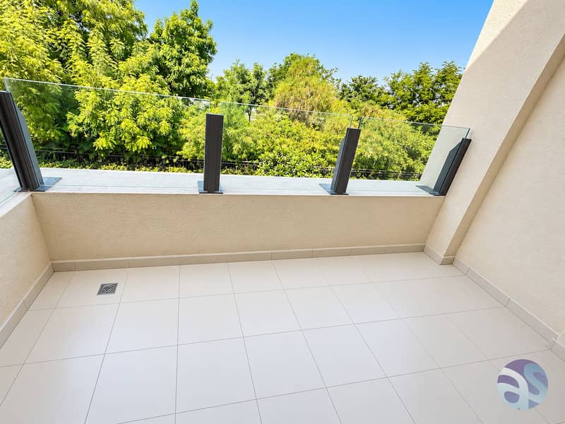 7 Modern Balcony Overlooking Greenery. png