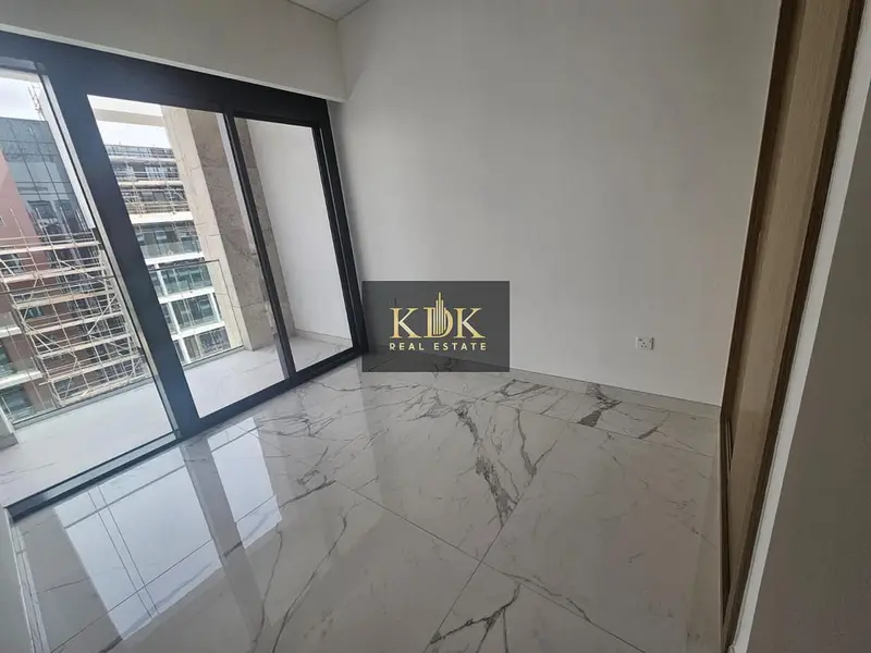 HOT OFFER | SMART HOME | POOL VIEW | VACANT