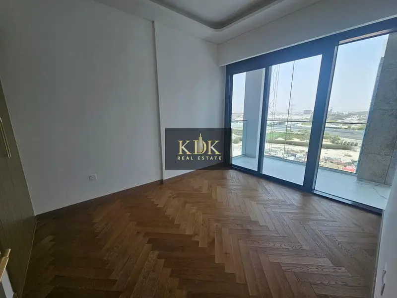 HOT OFFER | SMART HOME | POOL VIEW | VACANT