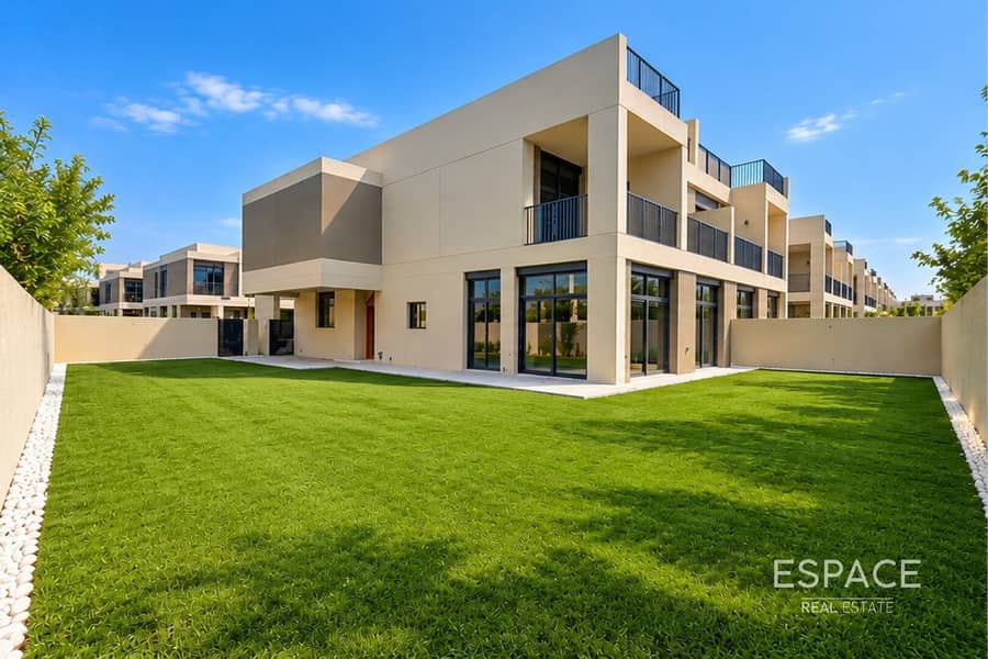 Villa en Dubai South,Residential District,South Bay,South Bay 1, 4 dormitorios, 5300000 AED - 16934663 Villa en Dubai South,Residential District,South Bay,South Bay 1, 4 dormitorios, 5300000 AED - 16934663