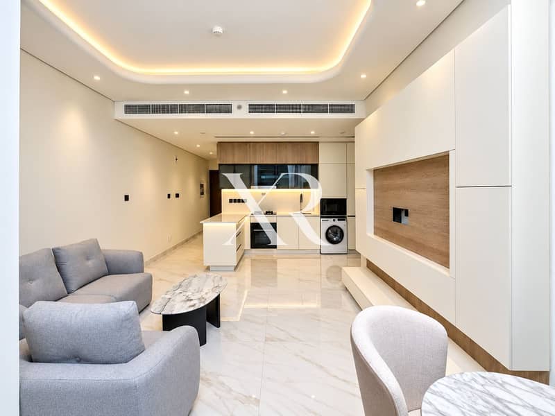 4 Minimalist Open-Plan Apartment Interior. png