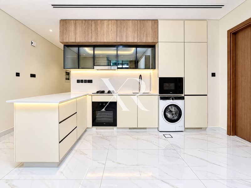 5 Minimalist Oak and Cream Kitchen. png
