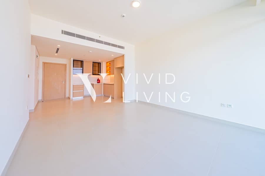 Apartamento en The Views,Golf Heights, 2 dormitorios, 170000 AED - 16934694 Apartamento en The Views,Golf Heights, 2 dormitorios, 170000 AED - 16934694