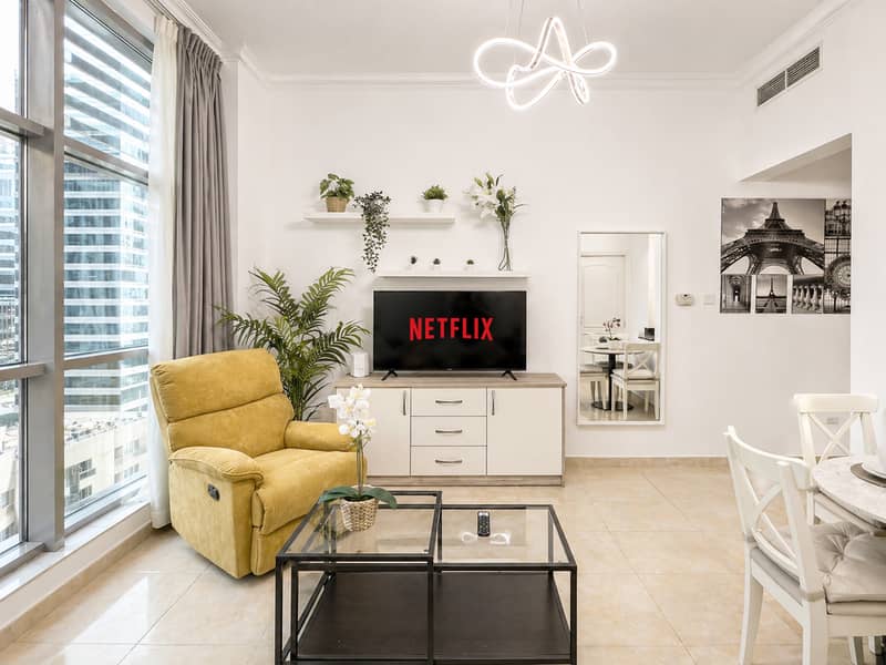 2 living room. jpg