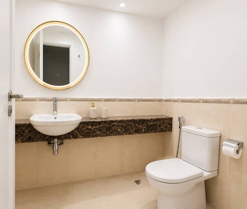9 Toilet 2. jpg