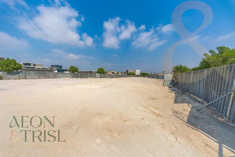 Near Golf Course | B+G+1+R | Free Hold | Corner |