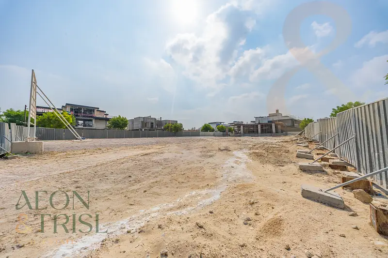 Near Golf Course | B+G+1+R | Free Hold | Corner |