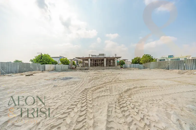 Near Golf Course | B+G+1+R | Free Hold | Corner |