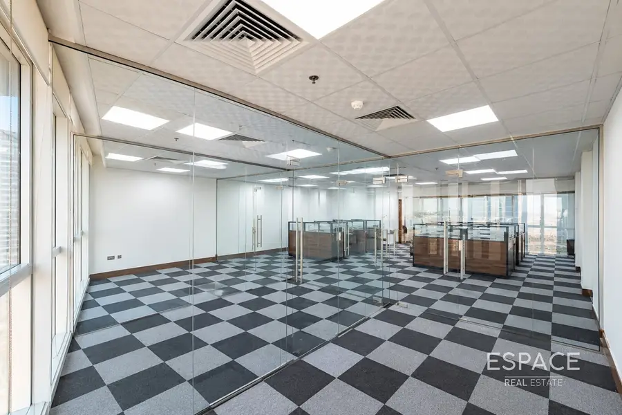 Furnished | Vacant | Near Metro