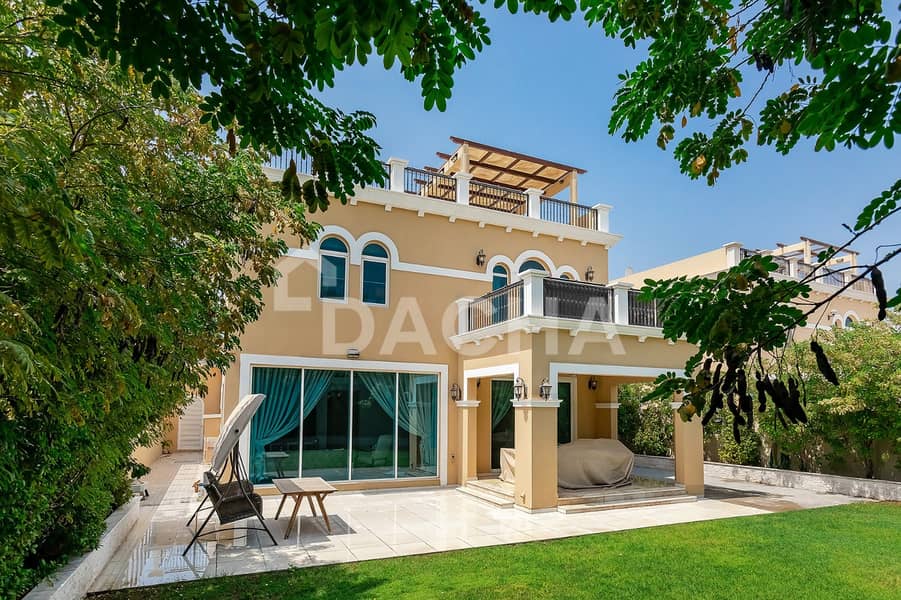 Villa in Jumeirah Park,District 9, 4 schlafzimmer, 340000 AED - 16935747 Villa in Jumeirah Park,District 9, 4 schlafzimmer, 340000 AED - 16935747
