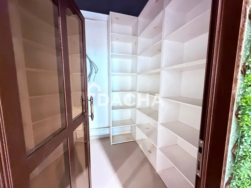 Office for Rent | Unfurnished | 1,207 sq. ft.