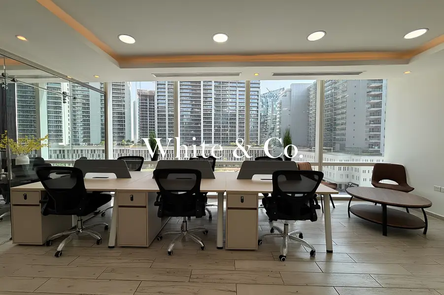 Furnished Office | Corner Unit | Vacant