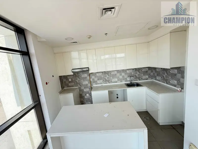 LUXURY 1BHK : RENT 56K : GYM : POOL : PARKING 1