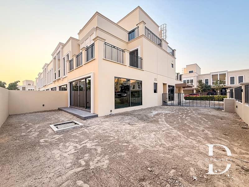 Reihenhaus in DAMAC Lagoons,Malta, 5 schlafzimmer, 250000 AED - 16935597 Reihenhaus in DAMAC Lagoons,Malta, 5 schlafzimmer, 250000 AED - 16935597