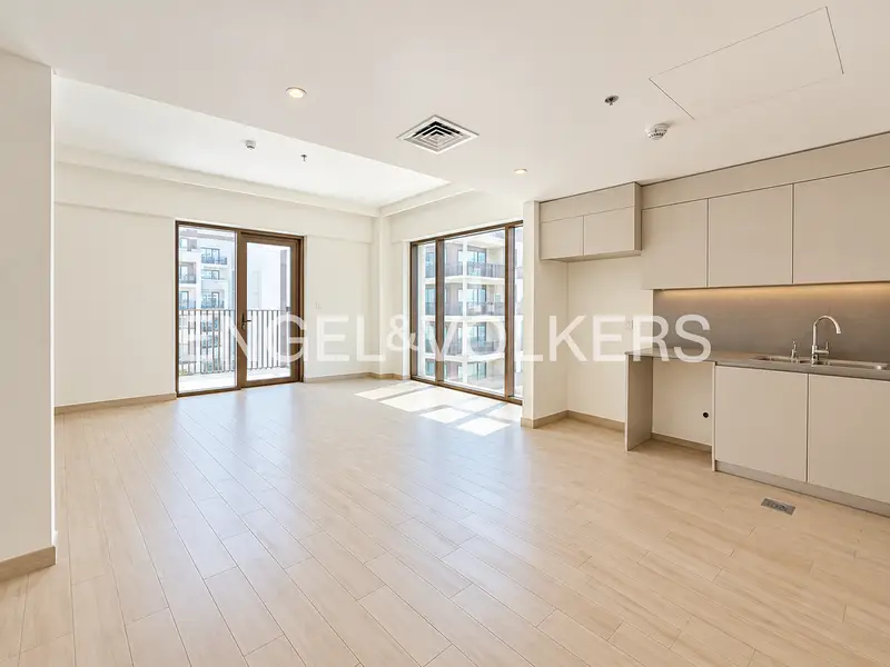Vacant | Unfurnished | Bright