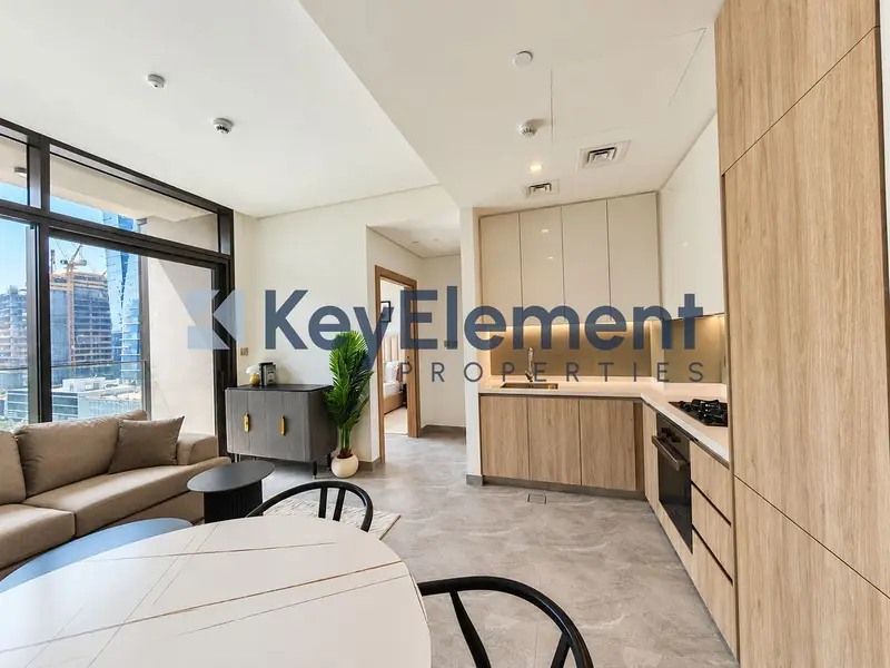 Furnished | Canal Views | Bright Modern Living