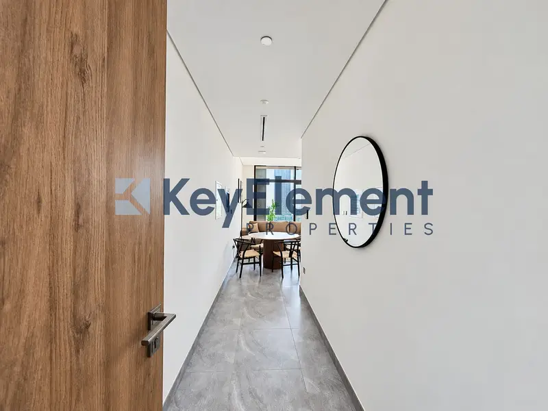 Furnished | Canal Views | Bright Modern Living