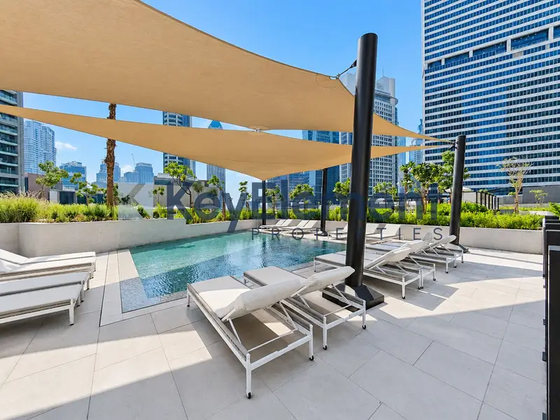 Furnished | Canal Views | Bright Modern Living