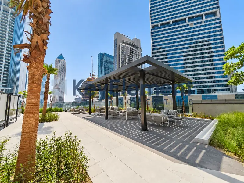 Furnished | Canal Views | Bright Modern Living