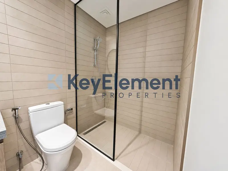 Furnished | Canal Views | Bright Modern Living
