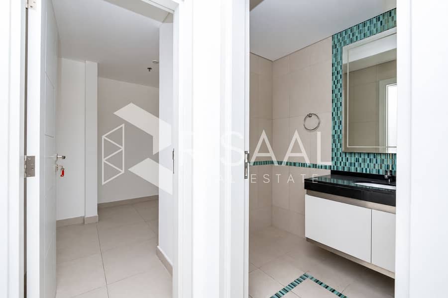 11 10-guest-bathroom-and-hall. jpg