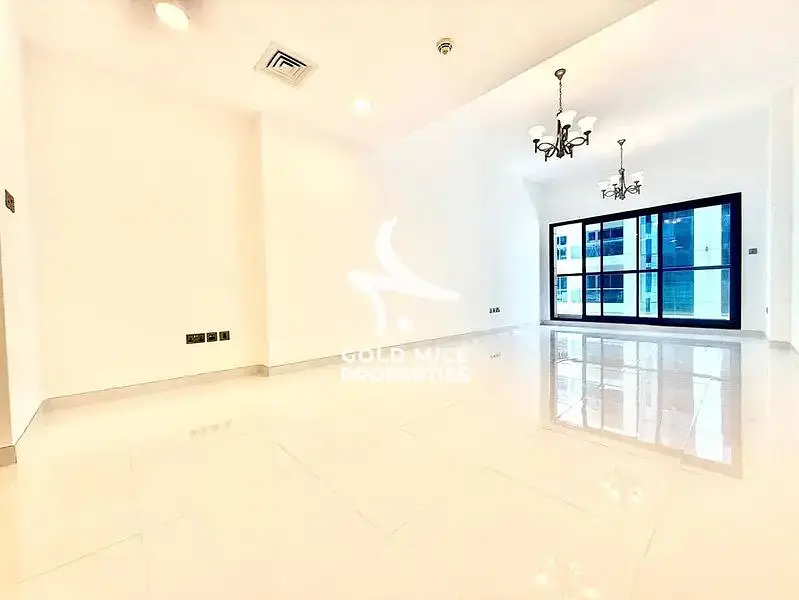 15 days Free - Premium & Spacious - 1+Store - Close to Metro - Executive Family Building