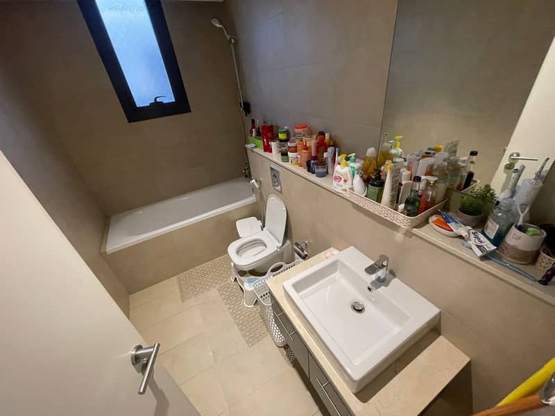 7 cb62cbf5-fafe-43cf-a439-80f376c56800. jpg