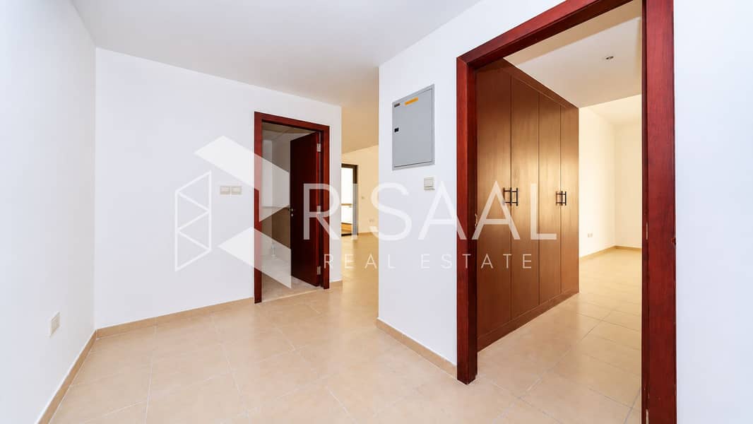 9 12-hall-and-wardrobes. jpg