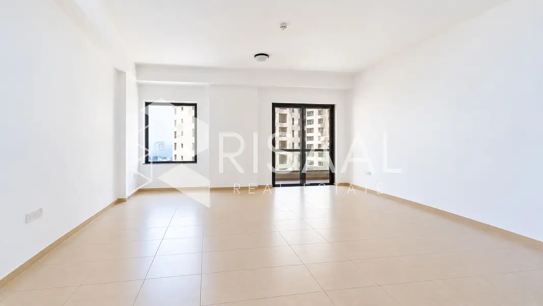 Ready to Move | Huge Layout | High Floor